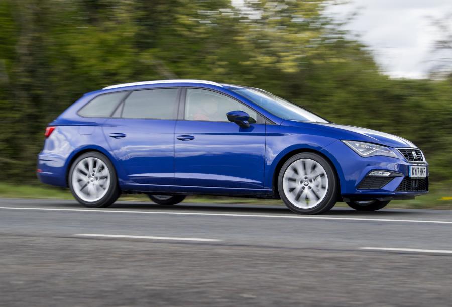  Seat Leon ST FR 2017 года  (UK) (фото 22 из 27)